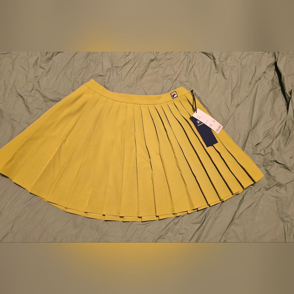 Fila pleated skirt